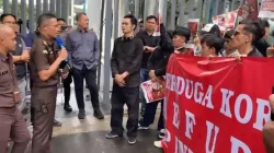 Unjukrasa GMHI ke Kejati Jawa Barat terkait proses dugaan korupsi rumdin DPRD Indramayu (Foto: dok. RRI)
